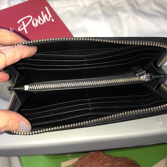 ⚡️FLASH SALE⚡️Marc Jacobs Set - Picture 7 of 8